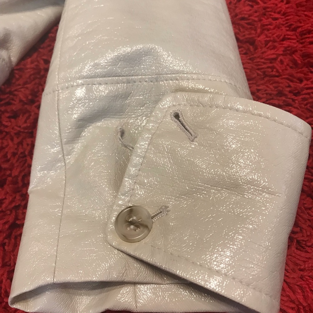 Lightweight Spring Jacket - Picture 4 of 4